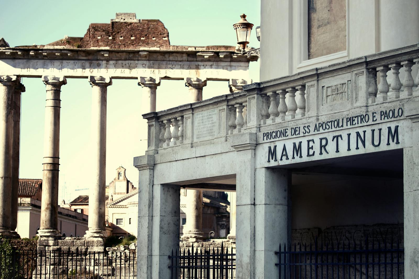 Entrée du Colisée avec inscription Mamertinum